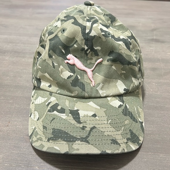 Puma Camouflage Hat Pink Puma Logo. Women’s. - Picture 1 of 6